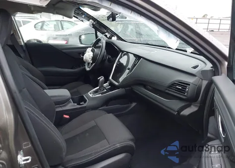 2022 Subaru Outback Premium z USA, uszkodzony, nr VIN 4S4BTAFC4N3274794